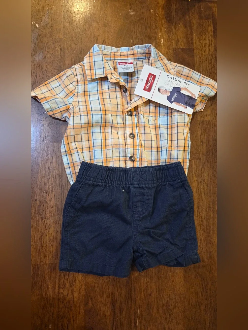 🧸3/$15🧸 NWT Wrangler Baby Boy Outfit Size 9M Plaid Short Sleeve Shirt & Shorts